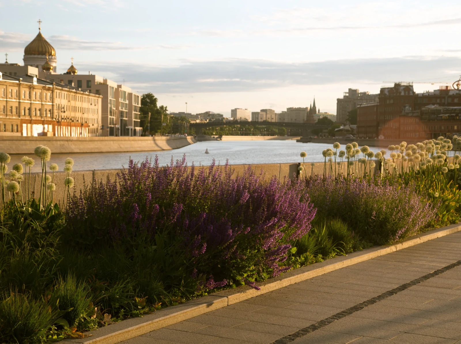 Krymskaya Embankment